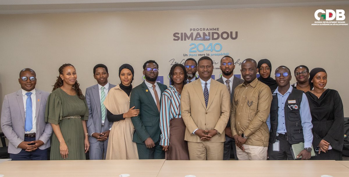 GDB__GN's tweet photo. Le GDB et Guinée Alliance Startup engagés pour connecter les initiatives aux opportunités de développement

L’Agence Guinéenne de Développement (GDB) a reçu, ce mardi, une délégation de Guinée Alliance Startup, organisation faîtière de l’écosystème des start-ups guinéennes. Cette rencontre a permis aux deux entitées de présenter leurs missions respectives, de partager leurs enjeux et d’identifier des pistes de collaboration au service de l’écosystème entrepreneurial.

📌 Lire l’intégralité de l’article ici :                

https://t.co/qQkqgdrwaU

📸 Découvrez le reportage photo de cette rencontre sur notre compte Instagram : 

https://t.co/Rk5NWgcCyK

#GDB #InvestInGuinée #Simandou2040
