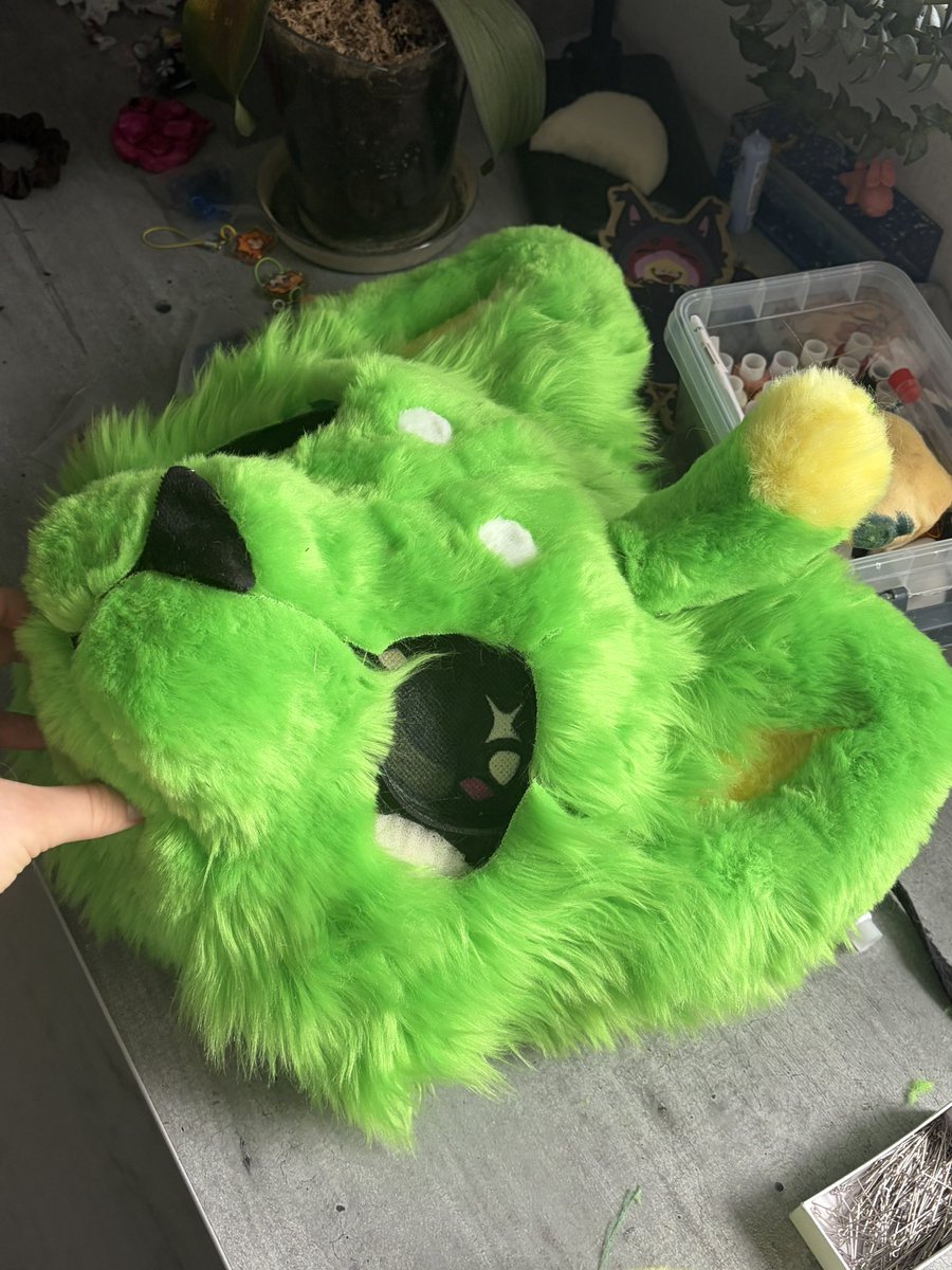 ElaVisna52271's tweet photo. WIPpp!!!! 🪴 Order for $105 ! ! #furry #commissionㅤ #fursuit #commission #furrycat https://t.co/Z36PW4yePN