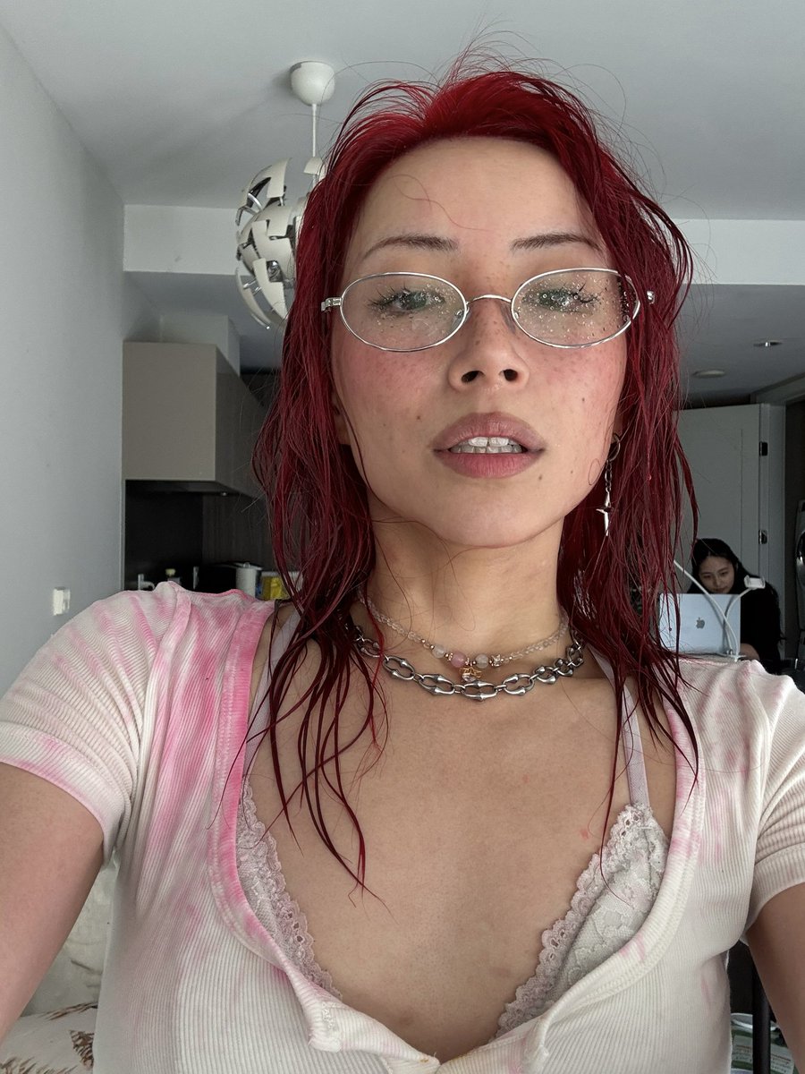 lilbbkt's tweet photo. Soaked.jpeg https://t.co/6WHewSPuva