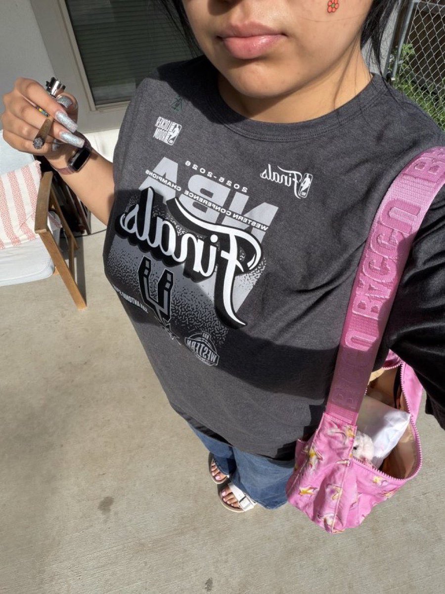 notfinancialdr's tweet photo. The za hitting frrr my plug da best(dj Khalid )😹😹
But who can hit me harder from behind ??

#VCU
#RVAlinks #VAlinks #rvafreaks #rvafreak #804freaks #HamptonVA #VCU #dmvfreaks
#804freak #rva #rvalink #DMV
#RichmondVA #RichmondFreak #VSU https://t.co/e5Y4vuXODF