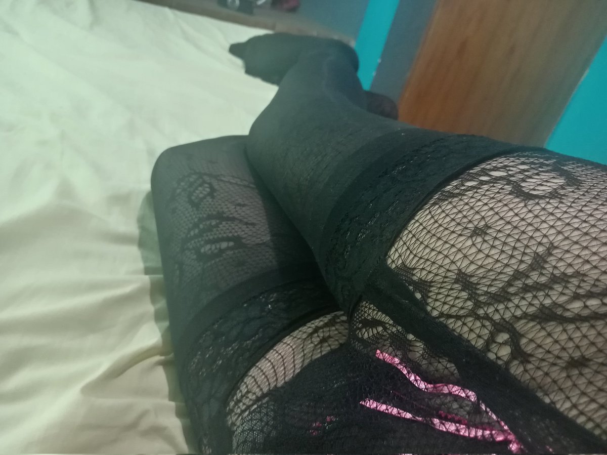 Ruby_pastvclose's tweet photo. Feliz martes papacitos 🖤🔥 https://t.co/3R5WEr8WoR