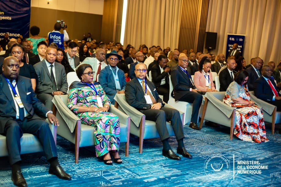econonumerique's tweet photo. Lancement ce mardi de la formation de la 1ère cohorte de 50 agents #RDC_Pass, trois mois après le lancement officiel du projet par le Président de la République.
Une nouvelle étape vers un identifiant numérique au service de l’inclusion et de la transformatº #numérique de la RDC. https://t.co/9JlV07lJgg