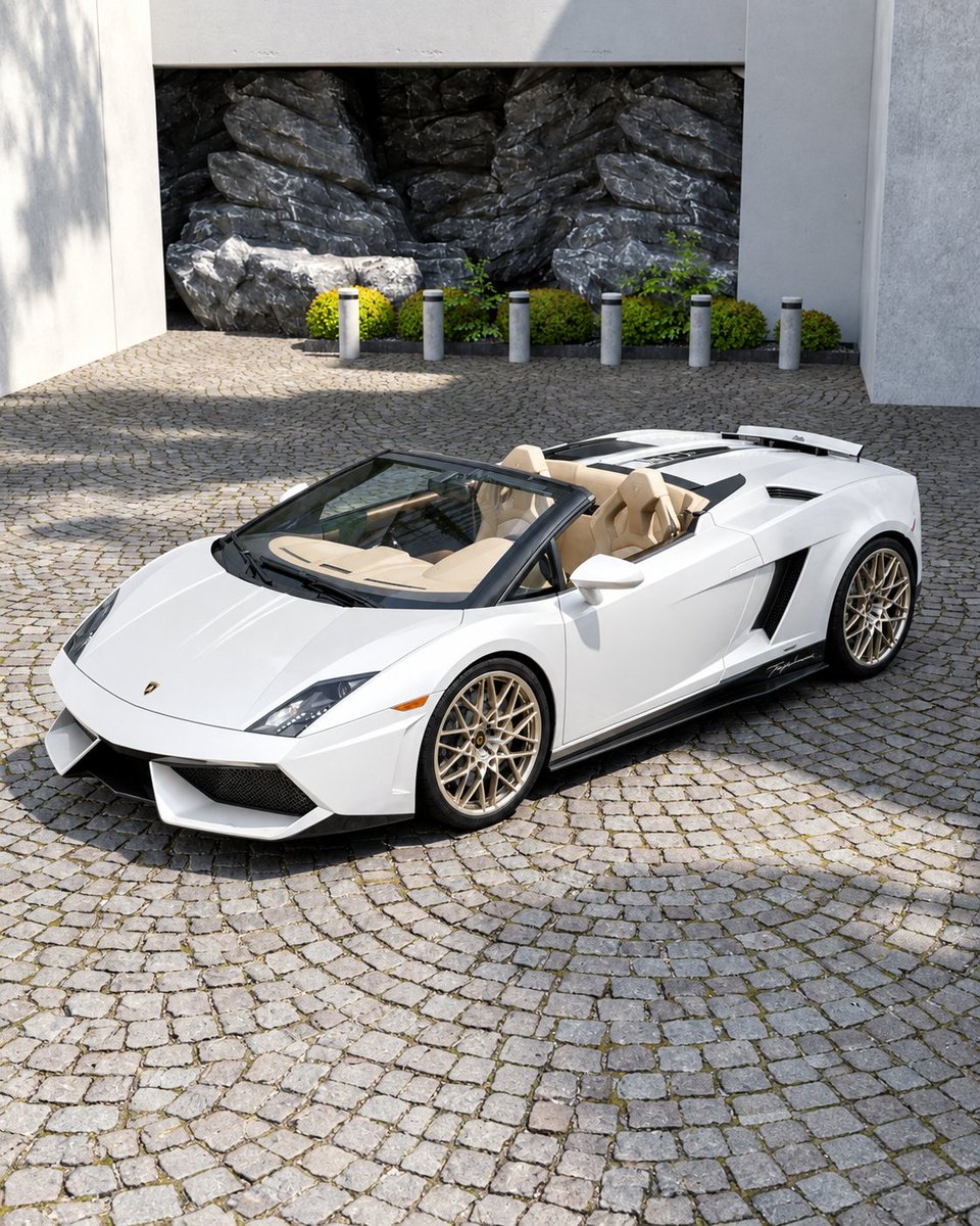 TorqueSociety's tweet photo. Lamborghini Gallardo LP 570-4 Spyder Performante 🇮🇹 V10 5.2L atmosférico, 570 CV, tracción integral y 0–100 km/h en 3,9 s. Más ligero y radical que el Gallardo Spyder convencional, con abundante fibra de carbono y un V10 que gira hasta 8.000 rpm.

#Bogotá #Medellín #Ibagué https://t.co/i0lWTzrPuk