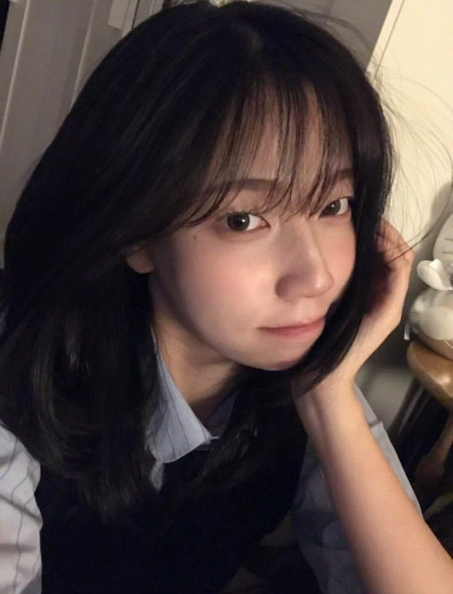 lyugyeo54570224's tweet photo. 김다희
07
인천생활과학고 졸업한 걸레년💦💦💦 
능욕해주세여💦💕 https://t.co/rPktuCO8oD