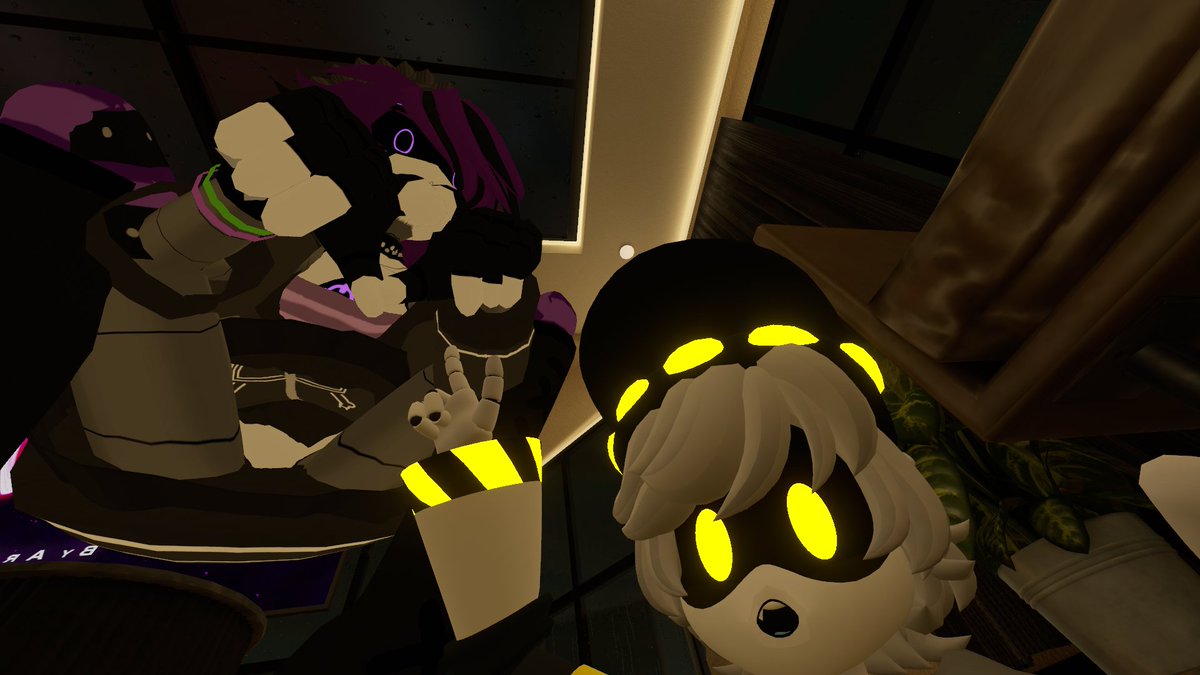 SwifttStudios's tweet photo. Another wonderful time in vrchat! Hanging out and mini games! Absolutely adore the G/T community! As yall are so amazing! We are growing slowly each day!

Hoping to see more of yall! 

#Sizetwitter #gianttiny #Sizevrchat #sfwgt #sanctuaryofmuffins #sizeserver #giantess https://t.co/3N4slewEYg