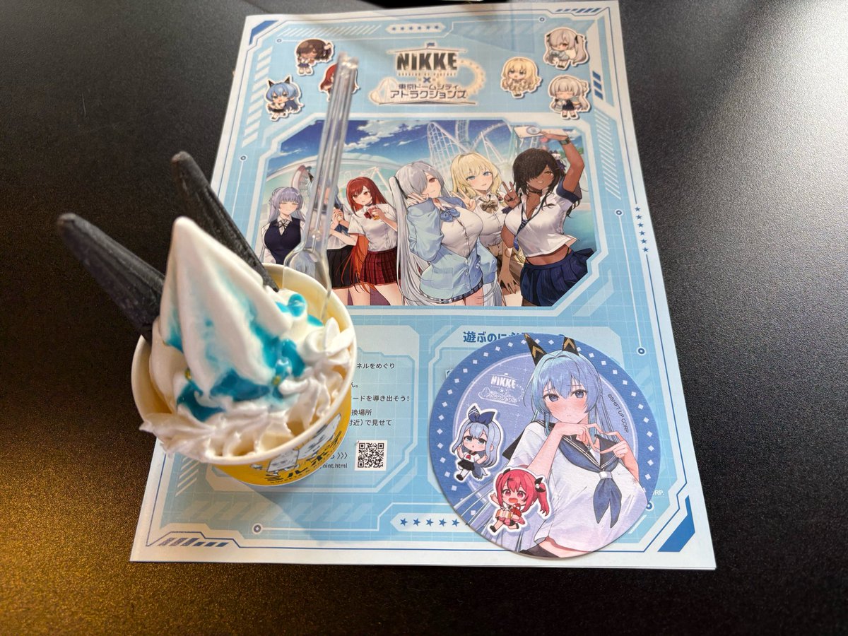 twins_evil2's tweet photo. NIKKE 東京ドームシティコラボ行ってきました
コンプパス高いように感じたが、グッズめっちゃ付くし、アトラクション乗り放題でめっちゃ楽しかった！！
特にバックダーンの映像良かった
仲良い指揮官仲間で1日中遊び尽くして超大満足！
あとヘルムメロい過ぎてやば

#NIKKE #東京ドームシティNIKKE https://t.co/QGcpyaMFnA