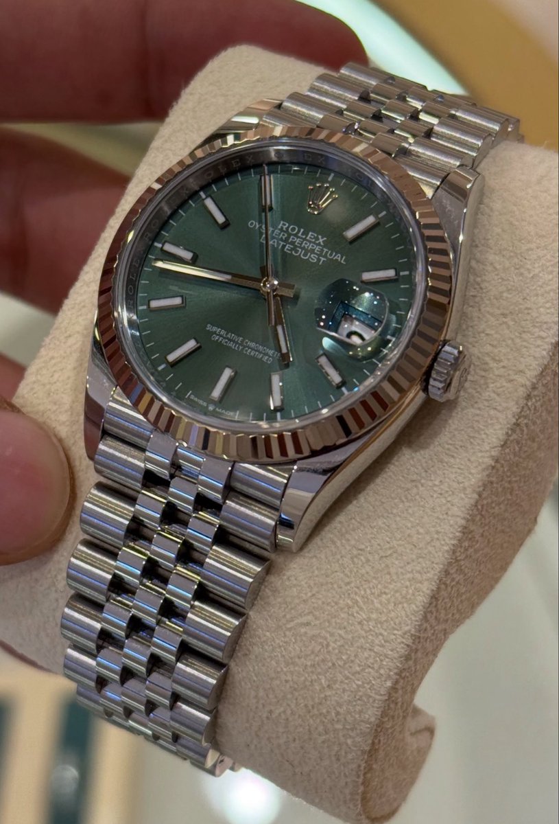 Rolexclocks's tweet photo. Rolex Datejust https://t.co/wn44fSSDp4