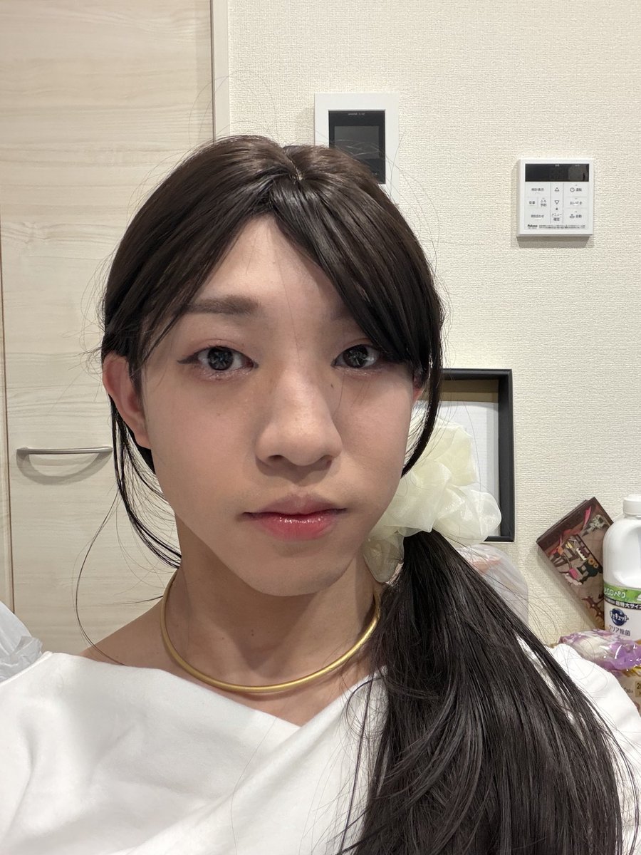 73yu__ki's tweet photo. 女装を始めたいと思った理由は、体格と顔。

華奢で身長が低く童顔だから、男の服がまぁ合わない。
けど女性たちは同じ体格でも可愛くも綺麗にもなれる。それが羨ましくて、ならなってみよう！と思い始めた。人生一度きりだし、楽しんだもの勝ちだし？

#女装
#おしゃれはいつ始めてもいい https://t.co/rswL8yhYBy