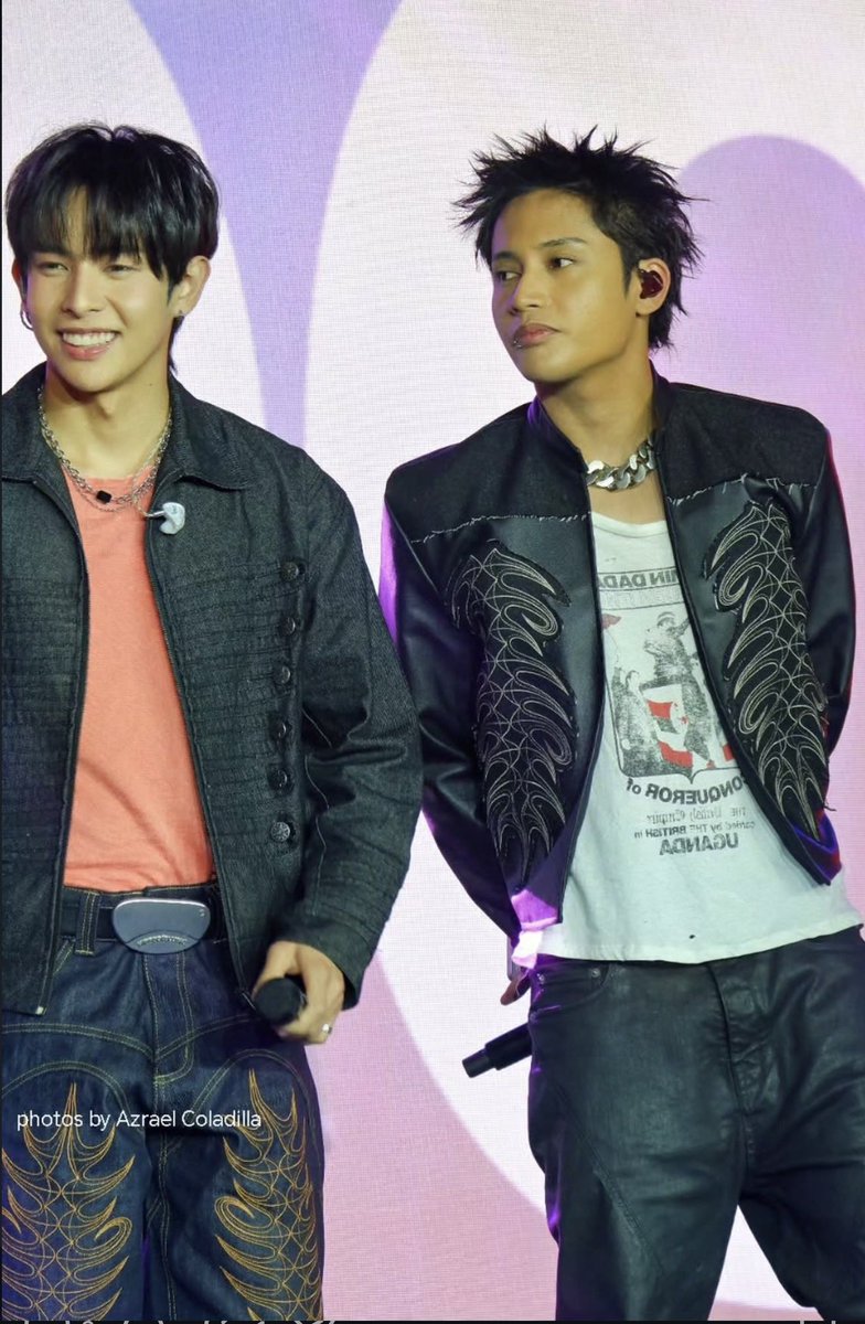 KimiNoNaWa_26's tweet photo. basta un fit nila partner 
un top kay daddae un bottom kay mowm🖤💚
©️popazrael (ig) https://t.co/uEVwFRKbU1