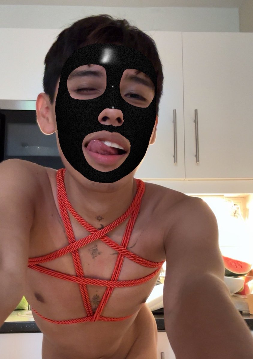 GilbertMoonLTw's tweet photo. @TwinksEdoMex  @CruisingenlaFes  

Que es lo primero que harías si me encuentras así? 😏 

Envío sorepresitas a las personas más creativas 🔥🍆🍑

#gay  #chudai #viral https://t.co/bHyja04gKk