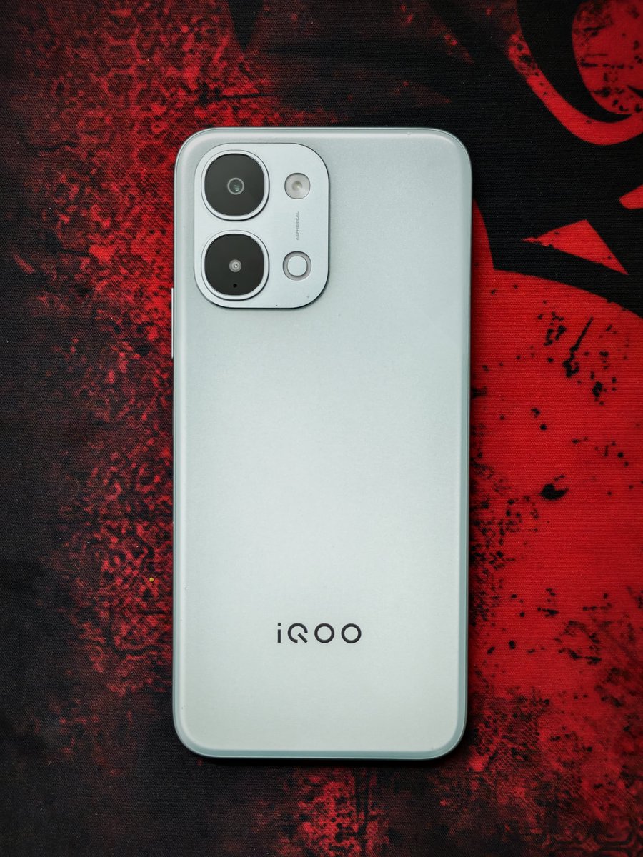 swagger_rohit's tweet photo. Ready to turn up the heat? 🔥⚡ Meet the iQOO Z11x!

Built to bring power, speed and endurance to every moment. No slowing down. No holding back. Just pure Z-Series energy. 🚀

iQOO Z11x — Born to Go Beyond.

#iQOOZ11x #iQOO #PowerToWin #iQOOCommunity https://t.co/kiQGXfGAuR