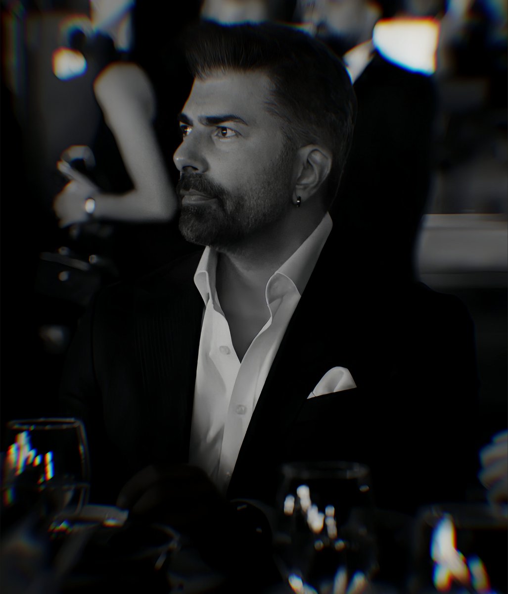 modreya's tweet photo. Çokça asil bir beyefendi 🤌🏻♥️ 

#CenkTorun  @CenkTorun https://t.co/vyEAlxH4Rb