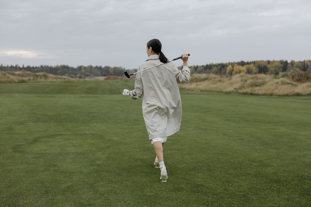 lork3mcj's tweet photo. For the first time, the four of us decided to play music in the golf cart, making sure the volume stayed low so it wouldn't bother anyone close by. A soft, easygoing playlist set a laid-back rhythm for the back nine. #GolfPlaylist #RespectfulVolume https://t.co/HPIaBaM3vk