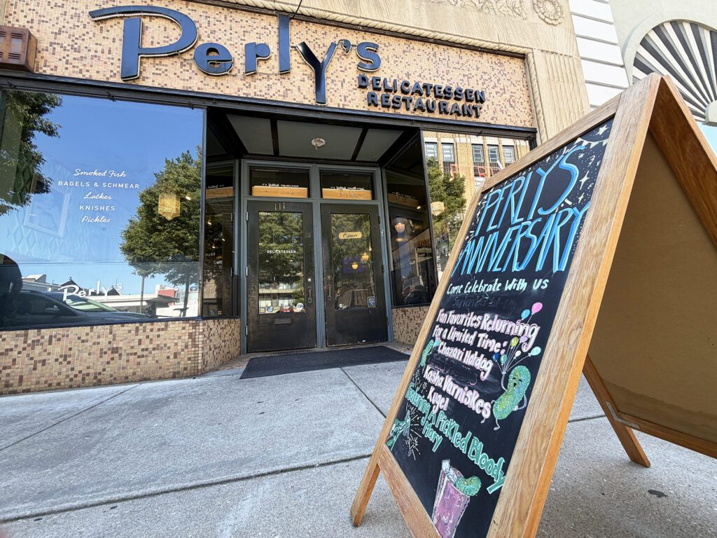 StyleWeekly's tweet photo. This September Perly’s celebrate 65 years of authentic, Jewish deli fare. https://t.co/87Ty2ywq2b https://t.co/bezuUbyveD