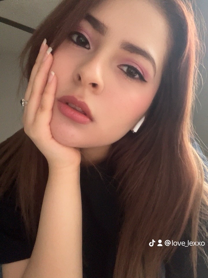 Andressaptc's tweet photo. I keep falling back to you. https://t.co/VPJw3XEaNg