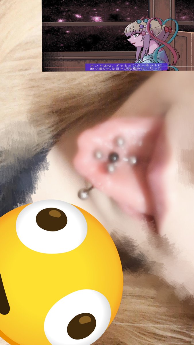 sato_0011's tweet photo. スプタンしたときに両方の舌にピアスあったほうかわいいから舌ピふやした！絶対順番逆！はやく舌きれ！ https://t.co/PEzbMNKkdc