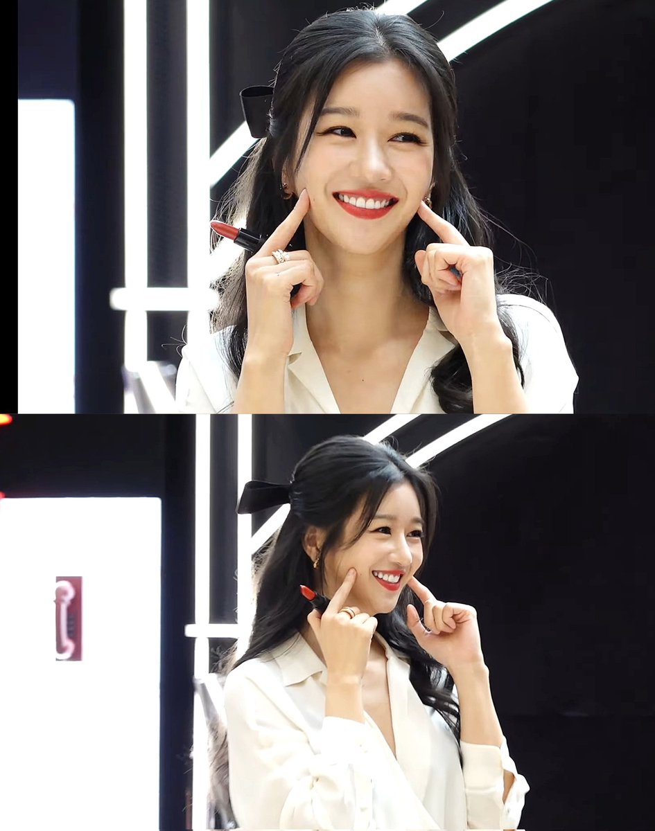 PreciousYeaJi's tweet photo. 💄❤ #SeoYeaJi #서예지 
#Nars #Narscosmetics https://t.co/SxtiW1eBHF
