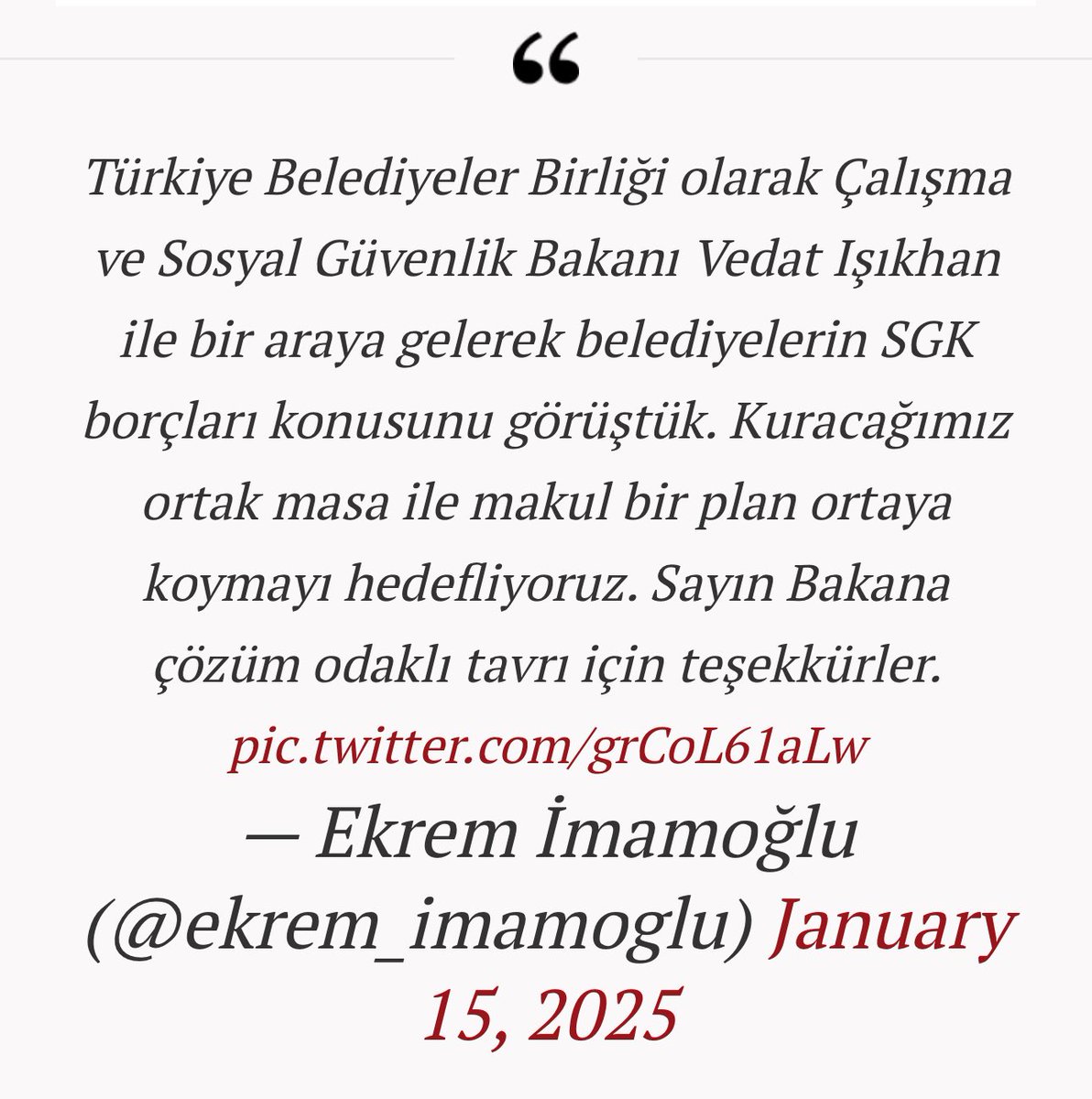 mrt_turkyilmaz's tweet photo. ——Dün “bizi silkeliyorlar” diye siyasi mağduriyet ürettikleri borç, bugün yapılandırma/ödeme planı tamamlanınca “mali başarı” diye sunuluyor.——

İBB Başkan V. Sn. Nuri Aslan, “İBB’nin SGK ve vergi borcu kalmamıştır” açıklamasında bulundu.

Hatırlayalım…

Bir dönem “belediyeleri silkeliyorsunuz” söylemi üzerinden merkezi hükümetin belediyeleri engellediği iddia edilmiş; çok geçmeden aynı isimlerin Sn. Bakanımızla aynı masaya oturarak SGK ve vergi borçları için ödeme planı görüştüğüne hep birlikte şahit olmuştuk. 

O dönemde Sn. Bakanımızın açıkladığı tabloyu da ekte paylaşıyorum. 

Şimdi ise “SGK ve vergi borcumuz yok” manşeti üzerinden İBB’nin mali tablosunun sağlıklı olduğu algısı oluşturulmak isteniyor.

Oysa mali tablo, tek bir borç kaleminden ibaret değildir.

Hazır konu açılmışken soralım:

📌 İBB ve bağlı kuruluşlarının güncel toplam borç stoku ne kadar?
📌 Kısa ve uzun vadeli borçların ayrı ayrı tutarı nedir?
📌 Toplam borcun yıllık bütçeye oranı yüzde kaçtır?
📌 Yıllık faiz ve finansman gideri ne kadardır?
📌 Borç servisinin bütçe üzerindeki yükü yüzde kaçtır?
📌 Asli vazifesi yatırım yapmak olan İBB, bütçesinin yüzde kaçını gerçek anlamda yatırıma ayırmaktadır?

Bir kurumun mali gücü; yalnızca vergi ve SGK borcunun bulunup bulunmadığıyla değil, borç stoku, borçların vadesi, finansman maliyeti, nakit dengesi, öz gelir kapasitesi ve yatırım yapabilme gücüyle ölçülür.

Bu verileri açıklamadan “borcumuz yok” manşeti atmak, İBB’nin mali fotoğrafını göstermek değil; fotoğrafın yalnızca işinize gelen kısmını göstermektir.

Ya tabloyu bütünüyle ortaya koyun,
ya da tek bir kalem üzerinden mali başarı algısı üretmeyin.

Buyrunuz…