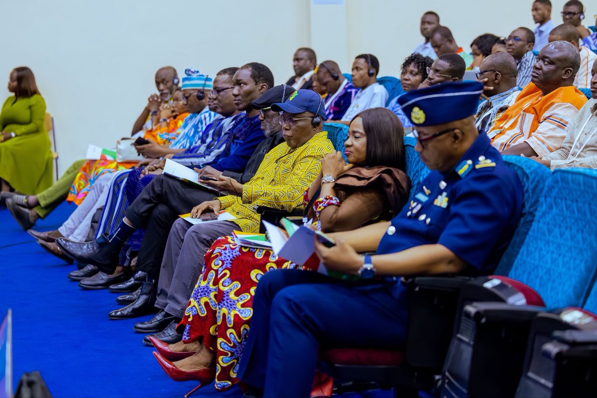 hrcafe_gh's tweet photo. 🇬🇭🇧🇫 DAY FIVE | HR CAFÉ 2026

The 10th Edition concluded with key conversations on modernising public services, quality service delivery, Pan-African policy, HR management in the security sector and migration-related issues.

Five days of dialogue and collaboration.

#HRCAFE2026 https://t.co/bZhm7XLA65