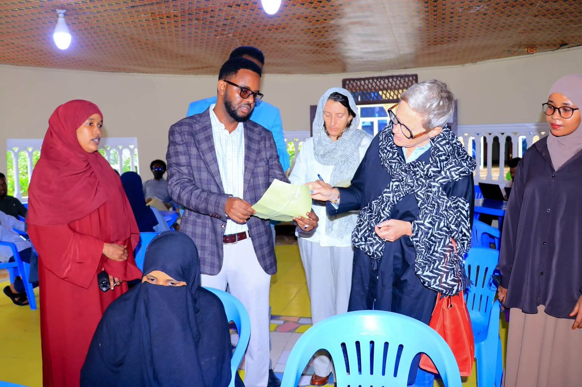 NCRIsom's tweet photo. 🇪🇺 EU Delegation Visits NCRI Reception &amp; Reintegration Centre.
NCRI Commissioner H.E. Liban Egal welcomed EU Acting Head of Mission H.E. Karin Gatt-Rutter &amp; Ms. Isabelle Ribot. 
The delegation met returning Somali citizens &amp;reviewed support services promoting dignity, protection. https://t.co/lDBKRo9kGU