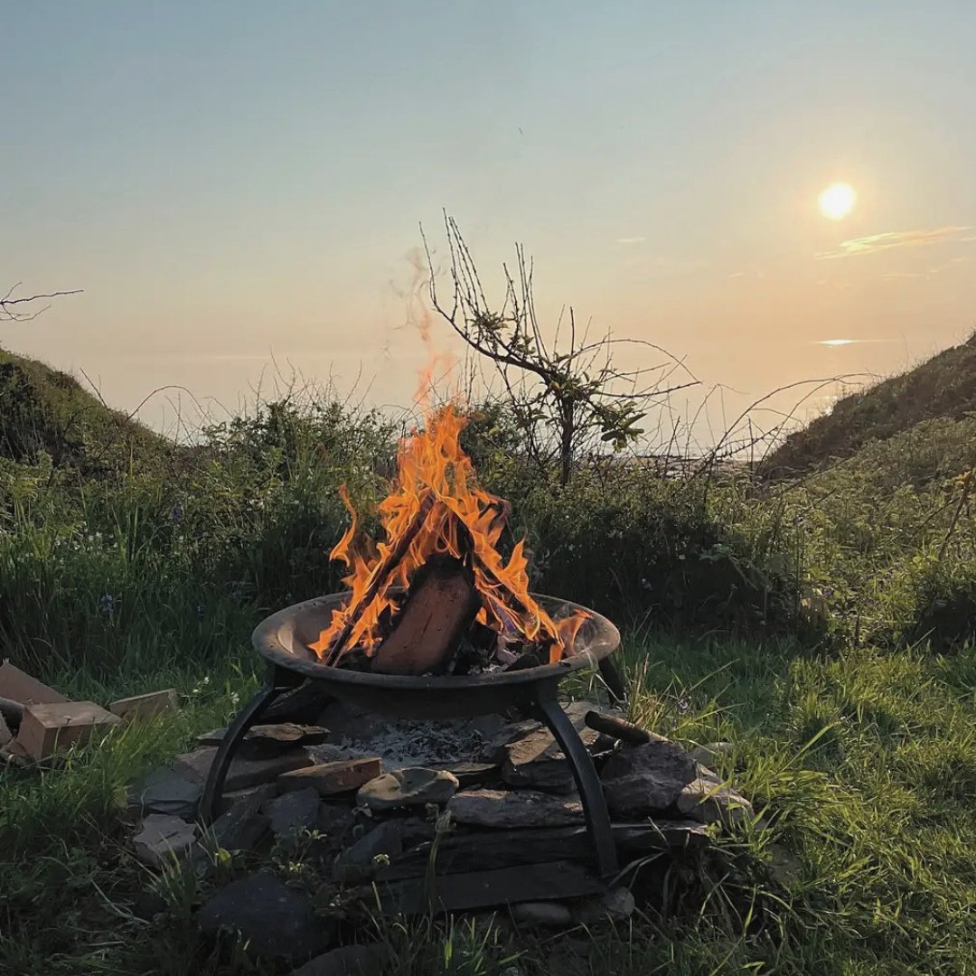 pitchup's tweet photo. Bach Wen has its own beach, an on-site bar and plenty of space to slow down on the Llŷn Peninsula.
https://t.co/j2Lr7k8lCq #Gwynedd https://t.co/WahZgBCo47