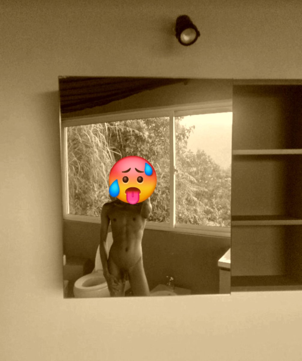 TheShan85X's tweet photo. Built with a sexy body, posing like a slut, and looking like your next obsession. 😏🔥

Tops, don’t say I didn’t warn you.

🤭😌🥵🔞

#SL #Slgay #Twink #Nudist #slut #slim #hotbottom https://t.co/XTkL5TKc85