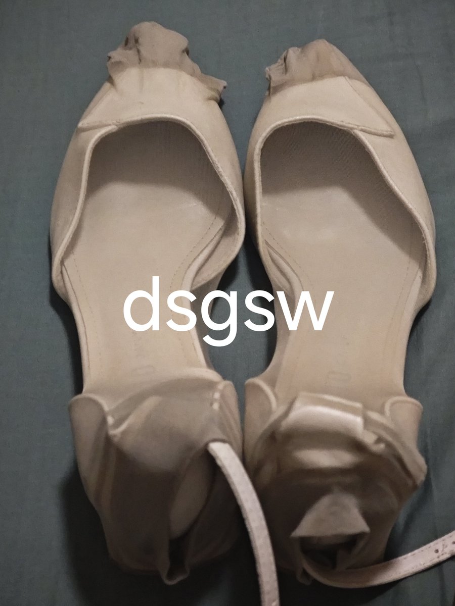 dsg64908662's tweet photo. 妈妈短丝套���跟 https://t.co/Pi51jxuT3J