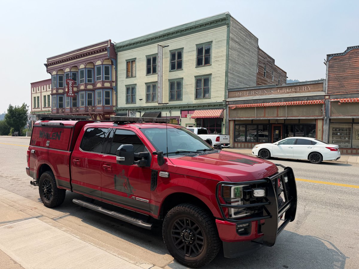 LeslieAssociate's tweet photo. Our Ford F-250 DEMO vehicle is making its way from British Columbia to Alberta, with stops along the way to visit distributors, OEMs &amp; end-users!

📍 Hope, British Columbia
📍 Penticton, BC
📍 Osoyoos, BC
📍 Greenwood, BC

#LeslieandAssociates #PublicSafety #WhelenEng @wheleneng https://t.co/mwvTW8Z5gE