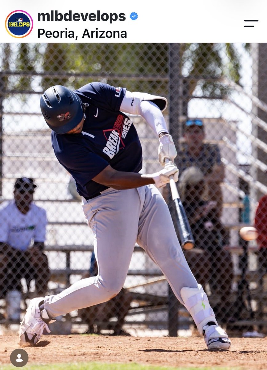 ChanceBBaseball's tweet photo. Thanks again to @MLBDevelops for allowing me to participate in the AZ fall classic. Great warm-op for Fall! https://t.co/mO2gFSBkOC
