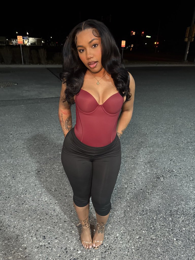 Nicolethareal's tweet photo. 💋🐆 https://t.co/uOYTfqeSuU