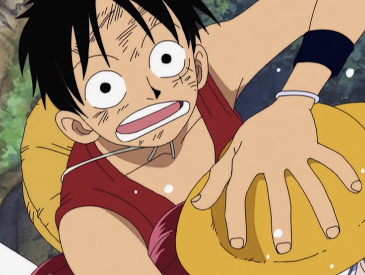 whirlysanji's tweet photo. the way sanji canonically put that bracelet on luffy's arm so he would look more fashionable and he wore it through all of skypiea 😭 https://t.co/tD91KJdIpk