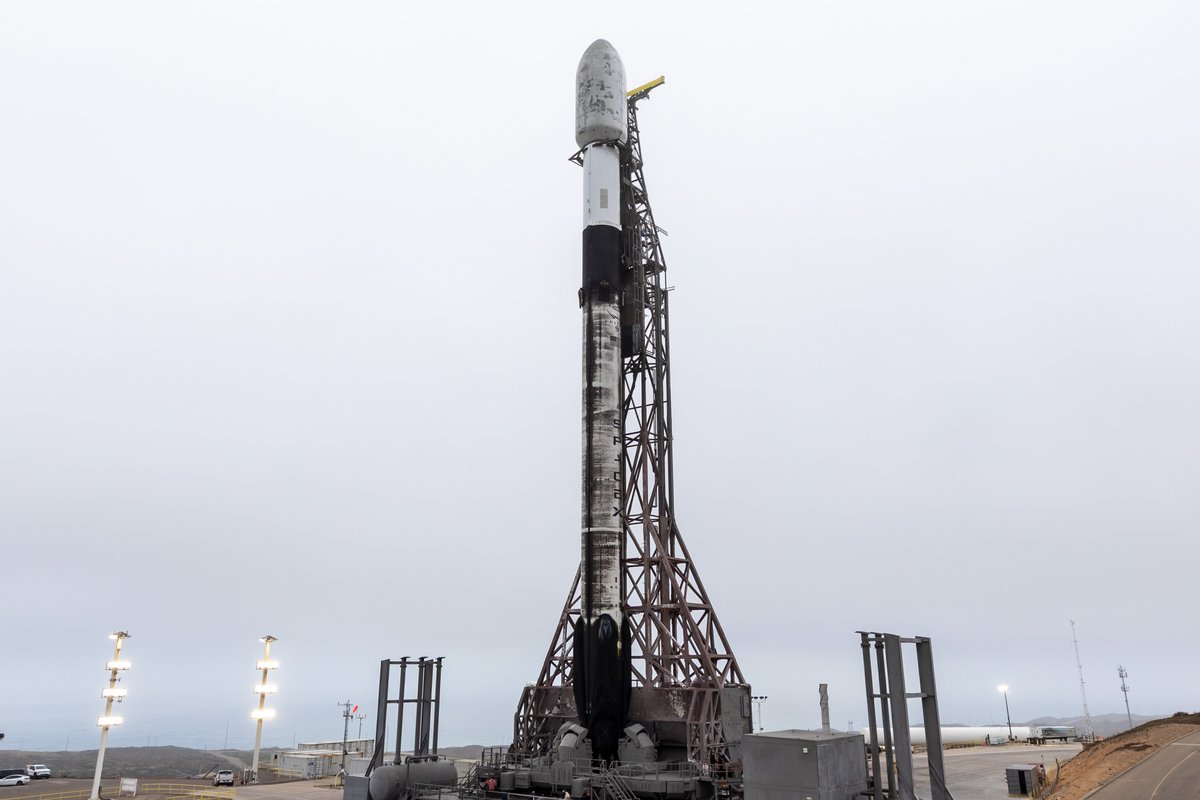 SpaceX's tweet photo. Falcon 9 is vertical at pad 4E in California ahead of tonight’s launch of the USSF-259 mission → https://t.co/L2HTgohXdK https://t.co/JwV3pf2D2m