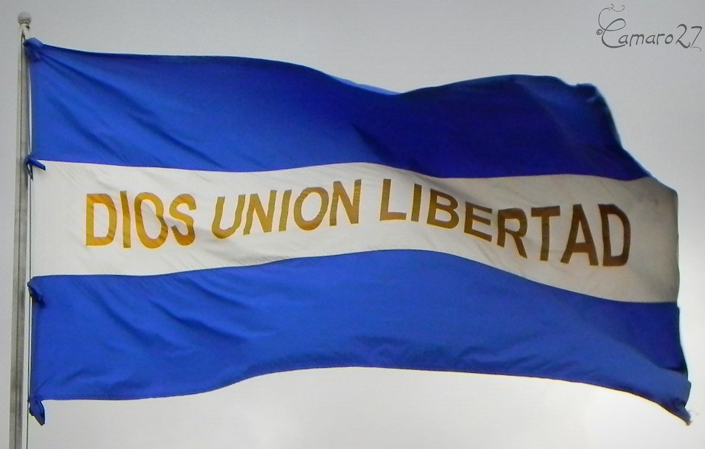 EShistoria32's tweet photo. ¡Feliz 205 años de Independencia! https://t.co/uOoXS4EdBE