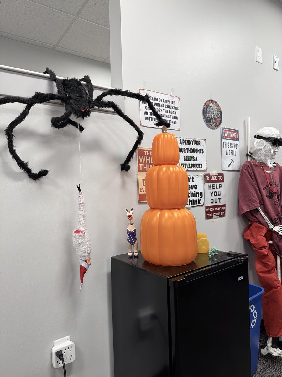 TheNCataclysm's tweet photo. Are decos in effect? https://t.co/hZcubx1XQ3