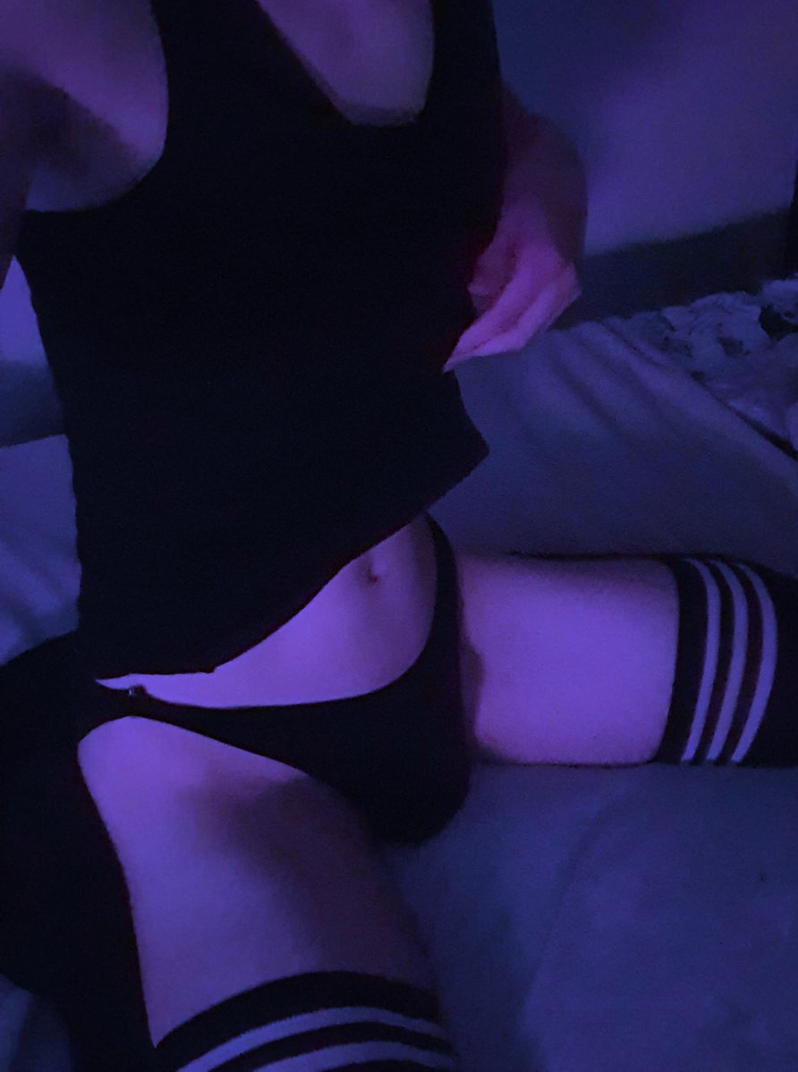 VALERiOxfucks's tweet photo. OMMGGG, tysm for the support guys!! ;3
Thanks for over 600 likes on my first post EVER, really, tysm for this crazy support :3
but what do u think is better: 1 or 2? ;3 https://t.co/jV8Fi0bFOJ
