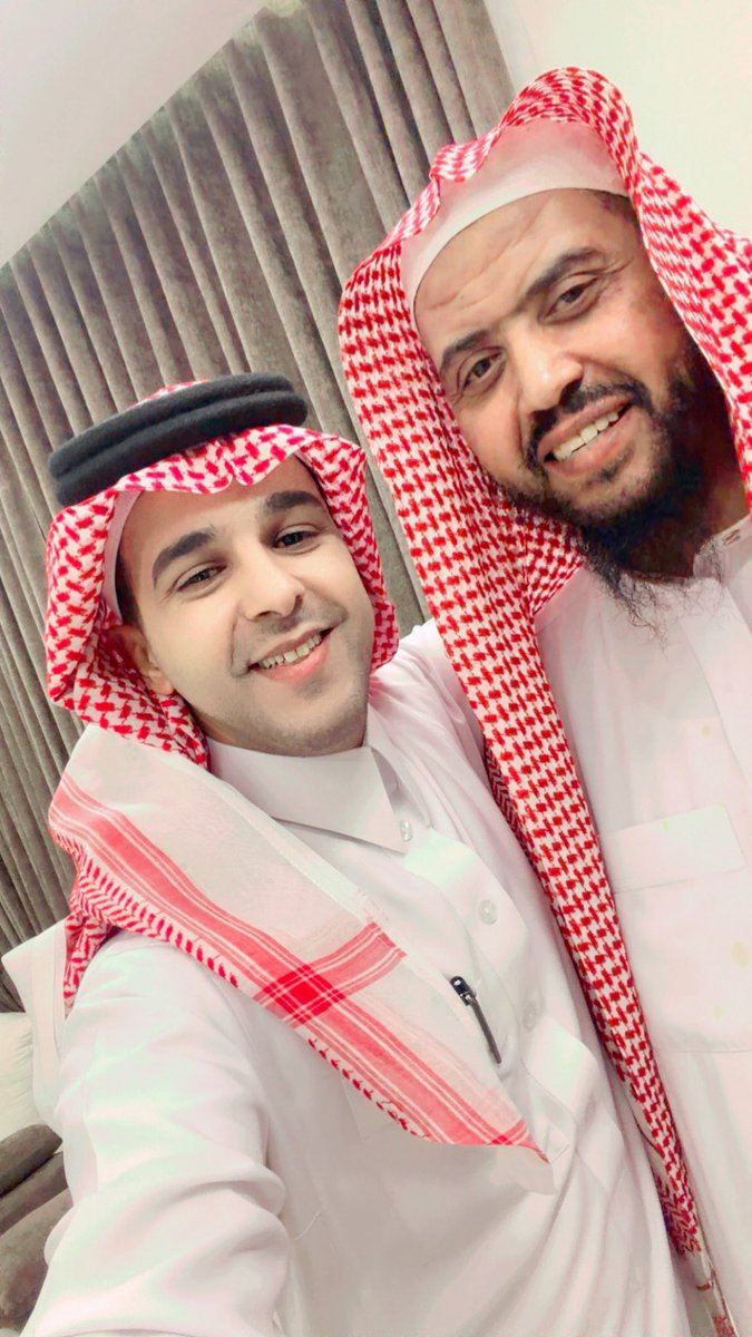 saud_alshehry_'s tweet photo. ياخي سبحان من رزقه الأخلاق العظيمة اللي والله ماتقدر توصفها والعلم الغزير الراسخ ما شاء الله تبارك الله.
شرفت كثيرًا بشيخنا الكريم الخلوق والله هذا اليوم وكان والله من أسعد الأيام وأثمنها.

اسأل الله العظيم أن يمد في عمره بالصحة والعافية والتوفيق ويزيده محبة عنده وفي قلوب خلقه.. https://t.co/EHzlrAUzrt