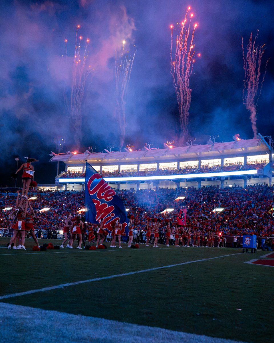 OleMissFB's tweet photo. Same time this week?

#HottyToddy x #SpotTheBall https://t.co/yAtykda6X6