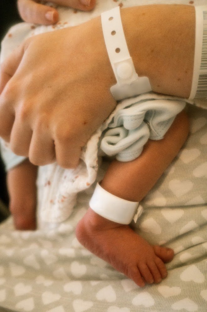 ImKay3007's tweet photo. Alba and I welcomed our baby Sam. We've never been happier. Sam has changed our lives forever and I can't wait to see the world through his eyes ✨ https://t.co/hNzLTqbDbe