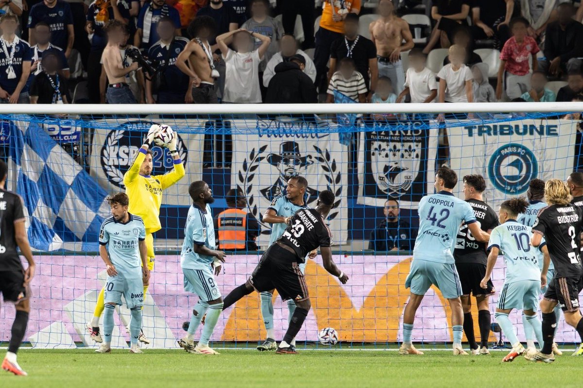 KSP26_parisfc's tweet photo. PARIS FC - OLYMPIQUE LYONNAIS
12/09/26
0-0
L'ambiance monte en Tribune Eiffel !
Merci à tous les présents pour votre énergie ! Nos Parisiens accrochent un point face à l'OL dans un match nul et vierge.
RDV samedi face à Strasbourg !
🔵⚪
#Ligue1 #ParisFC #KSP26 #PFCOL https://t.co/dcQvAnOSCZ