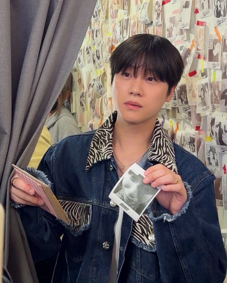 melodysssong's tweet photo. 귀엽다ㅋㅋ https://t.co/vegOIySo6L