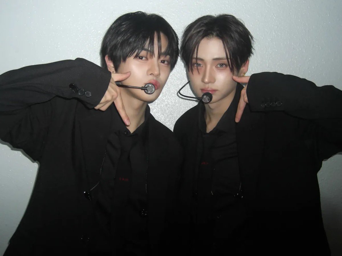 leoistheanswer's tweet photo. @FANTHEONE_offcl #SANGWON #LEELEO #ALPHADRIVEONE https://t.co/lnD7g4ZGXf