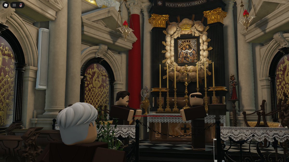 Kalwariaroblox's tweet photo. Bernardyni przygotowują nasze sanktuarium na Uroczystość Najświętszej Maryi Panny Bolesnej. https://t.co/Xv8Dl6baq6