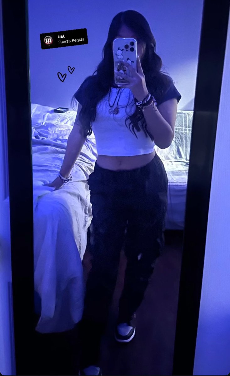 Unknownyxjj's tweet photo. Yall would fuck this slut raw? https://t.co/5HOfmZdQvi