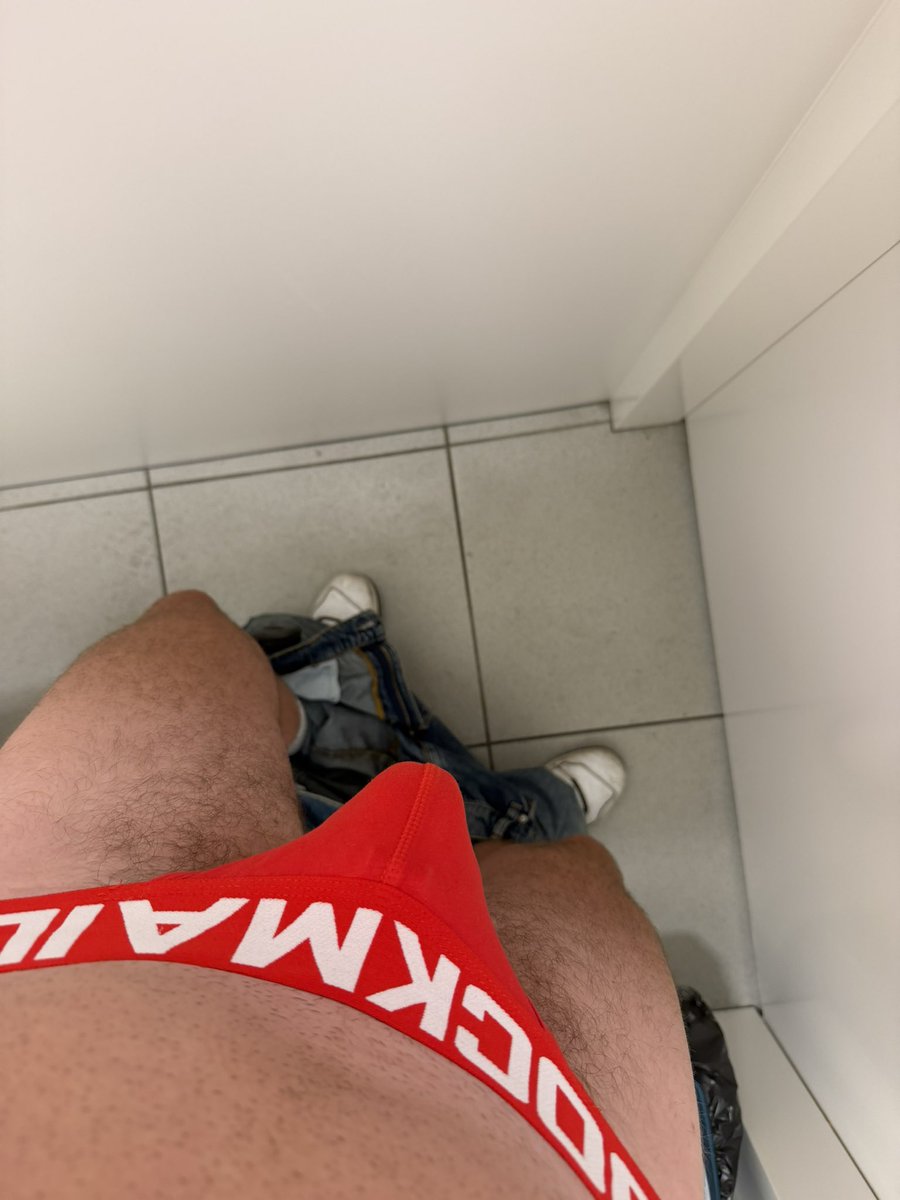 subboynoah's tweet photo. Caged and wearing a jock at work 😏

#chastity #teamlocked #gay #mlm #bondage #locked #caged #jockstrap #sub https://t.co/bfV2tLiIGM