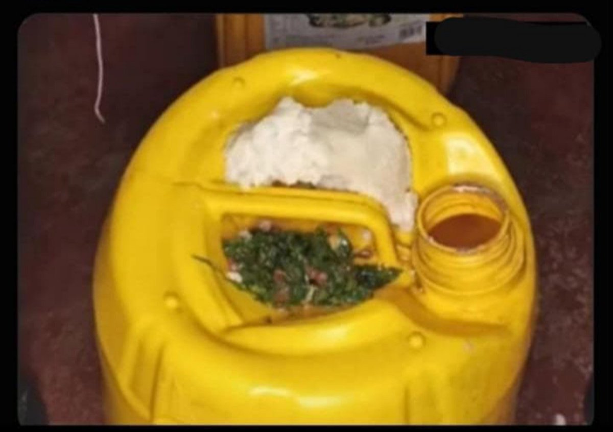 DirtLAMAR's tweet photo. What are you having for supper mamae https://t.co/C2RFU1Py6M