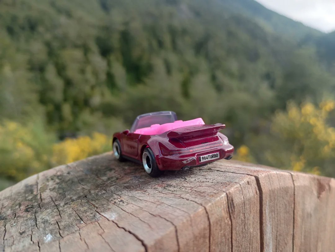 ChannelWalmart's tweet photo. Porsche 911 Turbo Cabriolet https://t.co/duwrQxwanF