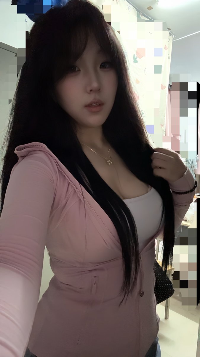 Limamise's tweet photo. 嗯 泳衣返场了🎀❣️ https://t.co/QqcALyhlxS