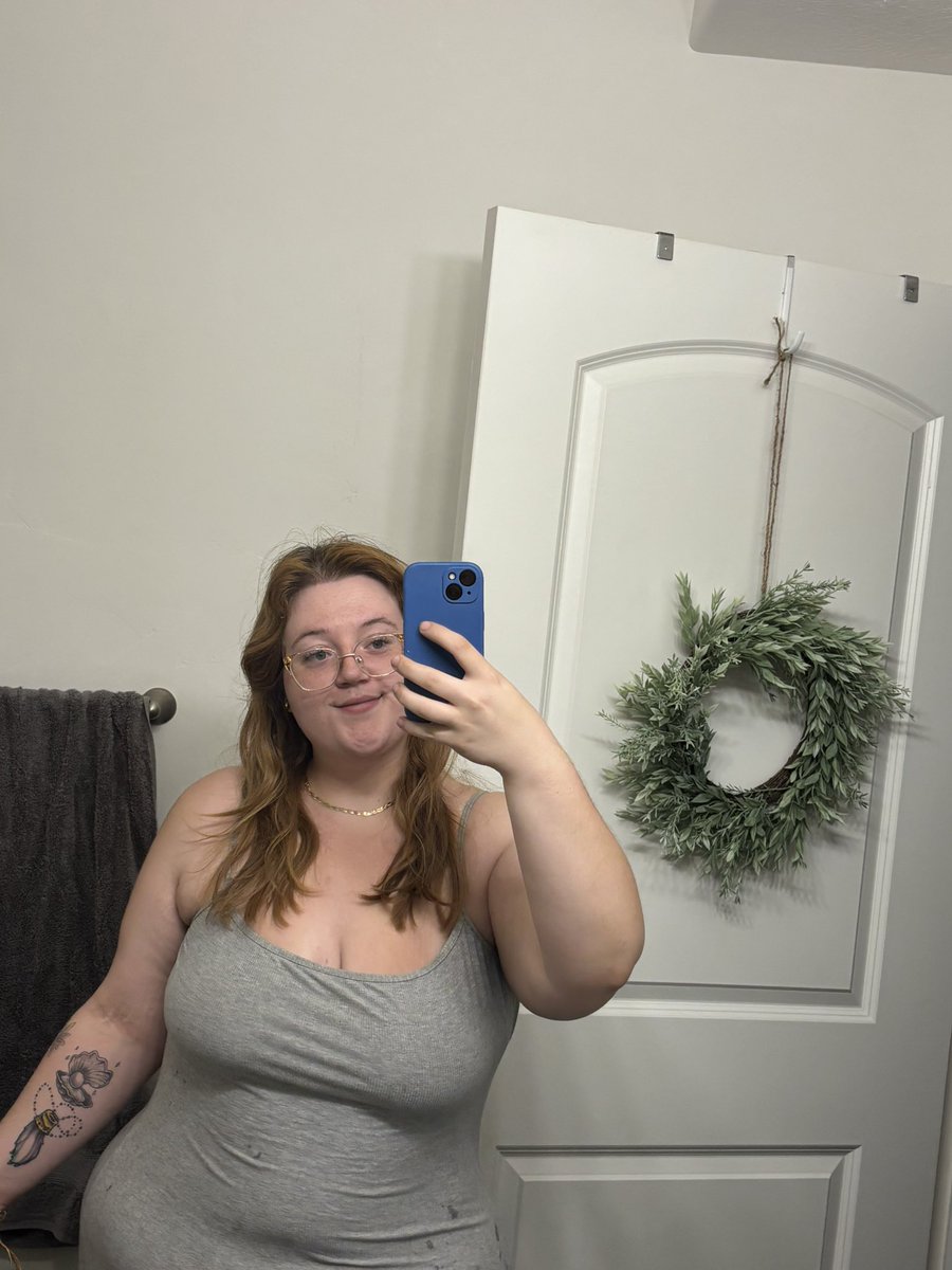 BitterReverence's tweet photo. Can’t get enough of myself https://t.co/V8VzBwDHKM