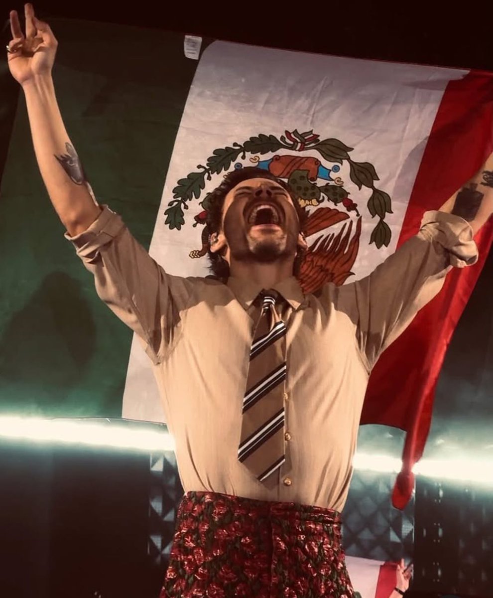 theharrycrave's tweet photo. Happy birthday to the best country in the whole world, one that's given the world way more than it gets credit for. Today we're celebrating Mexico's independence!! Viva México 🥹🇲🇽🫔 !!! https://t.co/j1wmcxUDsY