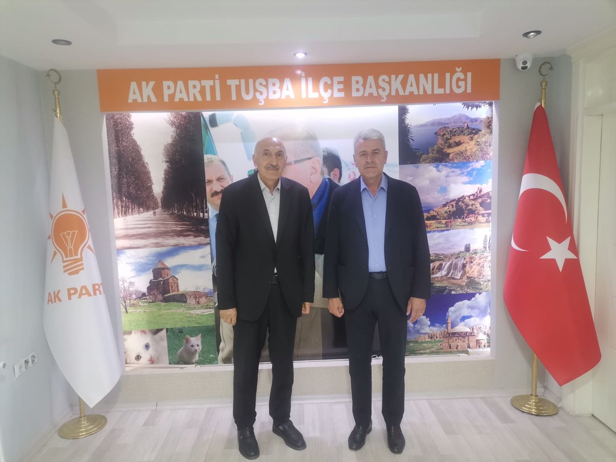umitkanan72's tweet photo. 📍 AK Parti Tuşba İlçe Başkanlığı

Partimize yıllarca emek vermiş, davamıza büyük bir özveriyle hizmet etmiş kıymetli büyüğümüz Yılmaz Şevgin bizleri ilçe binamızda ziyaret etti.

Nazik ziyaretleri ve teşkilatımıza bugüne kadar sunduğu değerli katkıları için kendisine teşekkür ediyor, sağlık ve afiyet diliyoruz. Birlik ve beraberlik içerisinde nice güzel çalışmalara hep birlikte imza atacağız.

#AKPartiTuşba #TürkiyeYüzyılı #DurmakYokYolaDevam
@ahmetbuyukgumus @mustafaalkayis @Recep_ayd25 @K_Turkmenoglu_V @Burhan_Kayaturk @ArvasAbdulahat  @serdaraysan65 @YlmazEVGN1 

@akparti @AKGMTeskilat @akpartivan @vanaktusba